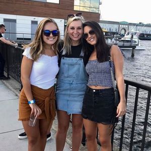 Meet your Posher, Ally